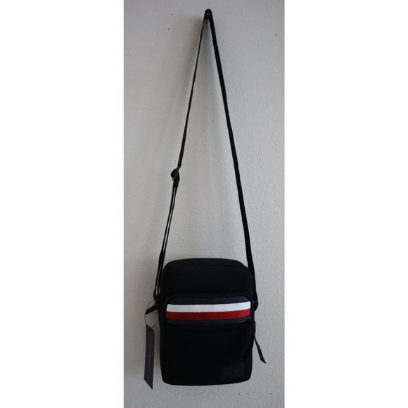 Tommy Hilfiger 69J8610 001 Unisex Sz Small Black Crossbody Camera Bag Purse - Picture 8 of 11